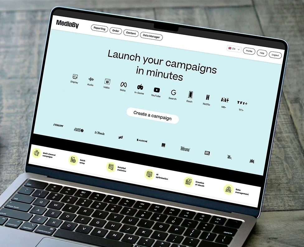 Console MediaBy ouverte sur un MacBook